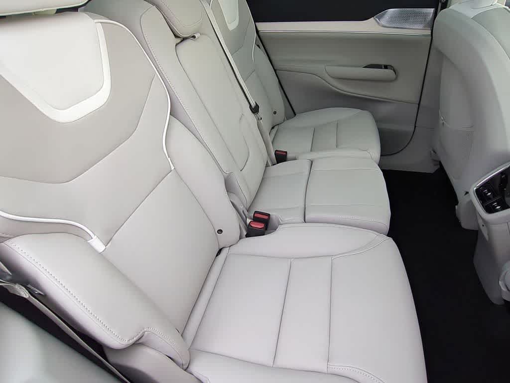 Thumbnail: 2025 Volvo EX90 - 20