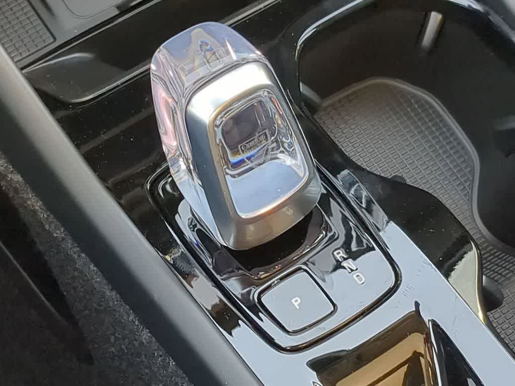Thumbnail: 2026 Volvo XC40 - 29