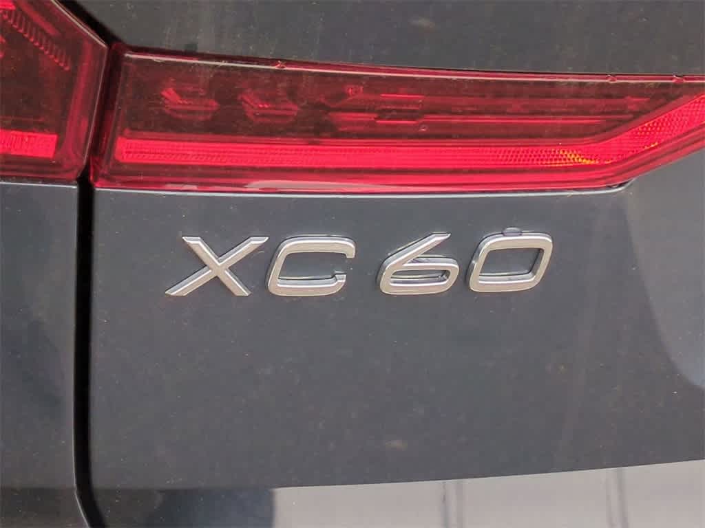 Thumbnail: 2026 Volvo XC60 - 12