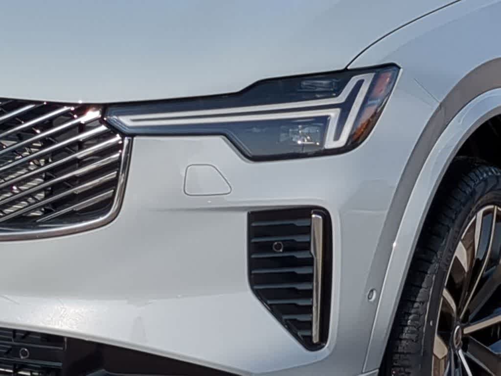 Thumbnail: 2026 Volvo XC90 - 10