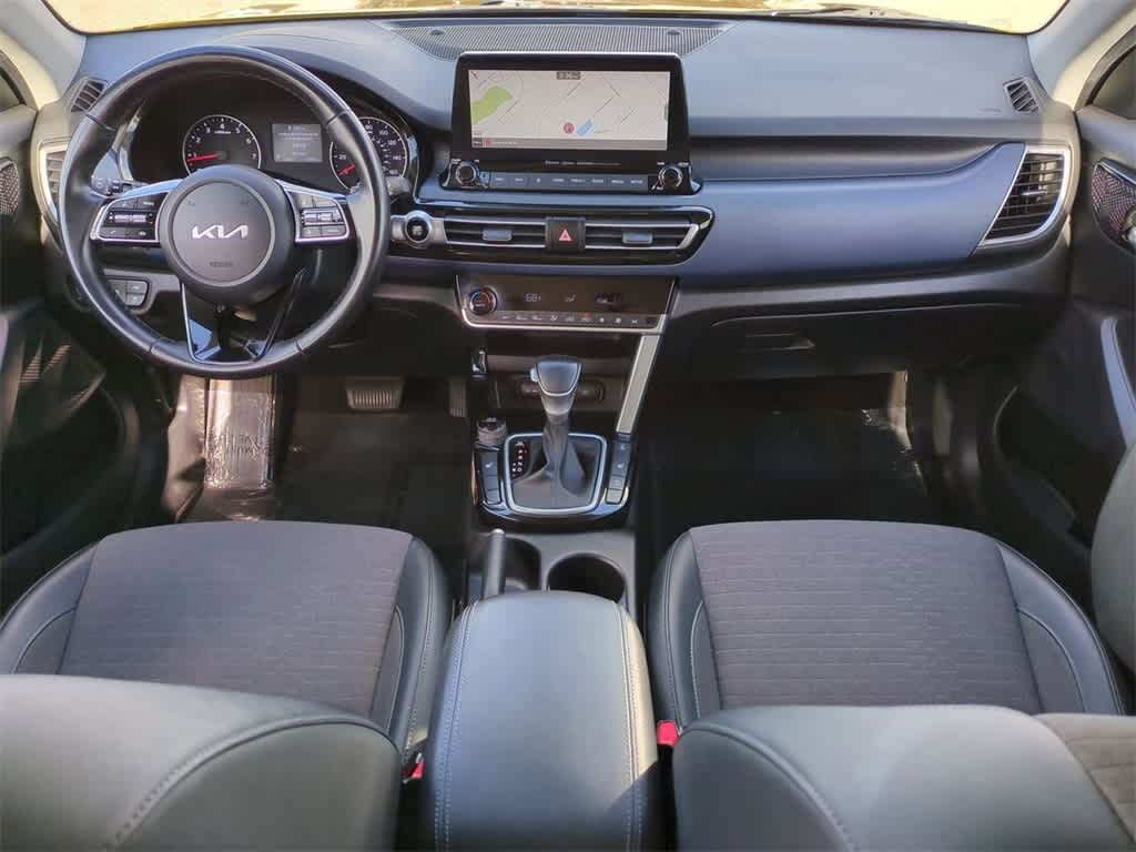 Thumbnail: 2022 Kia Seltos - 14