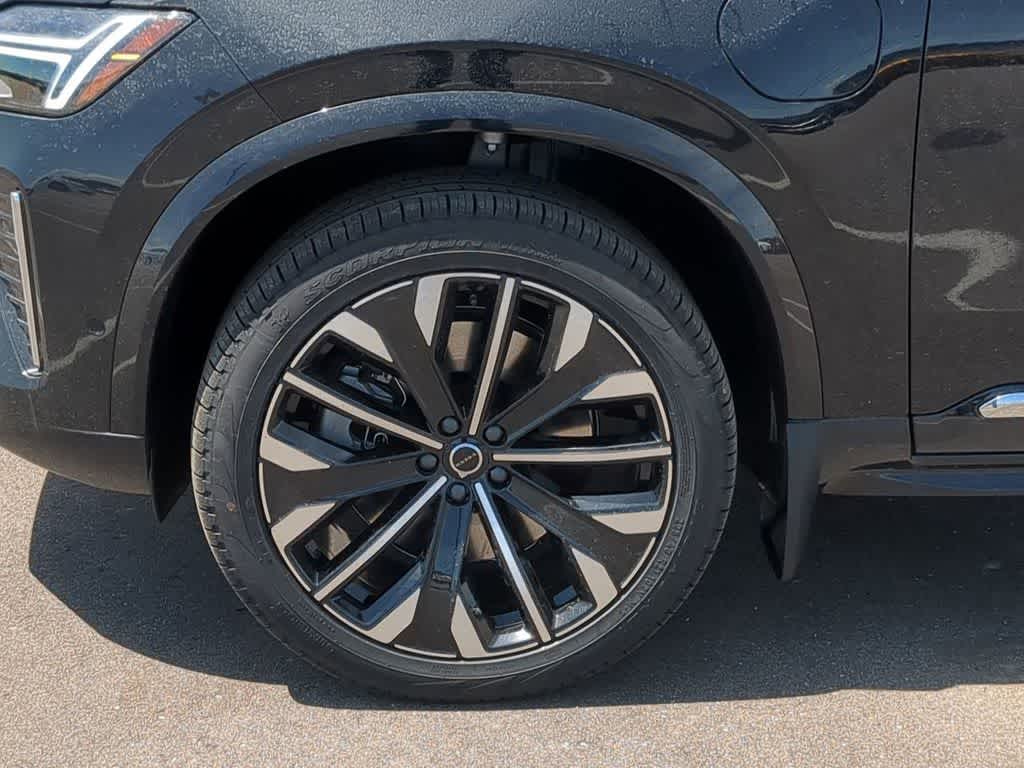 Thumbnail: 2026 Volvo XC90 - 13