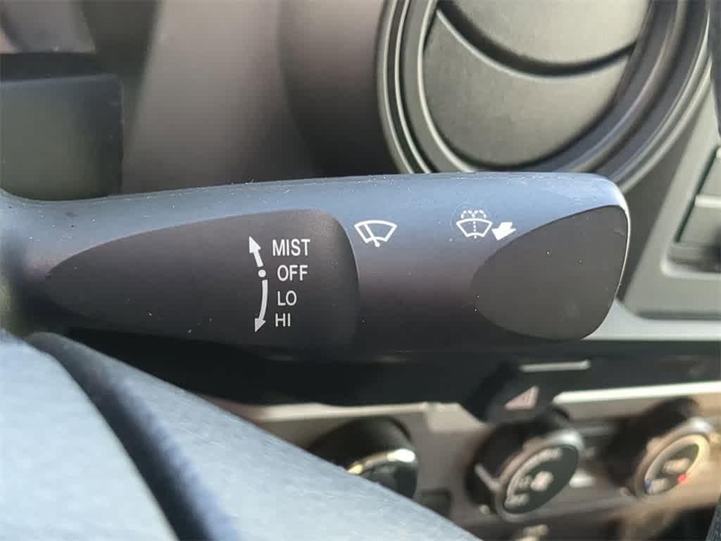 Thumbnail: 2019 Toyota Tacoma - 25