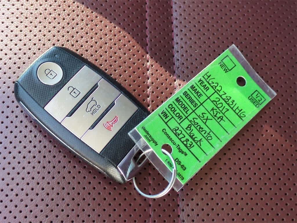 Thumbnail: 2017 Kia Sorento - 31