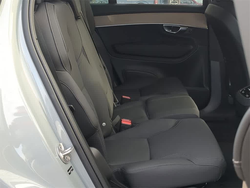 Thumbnail: 2026 Volvo XC90 - 19