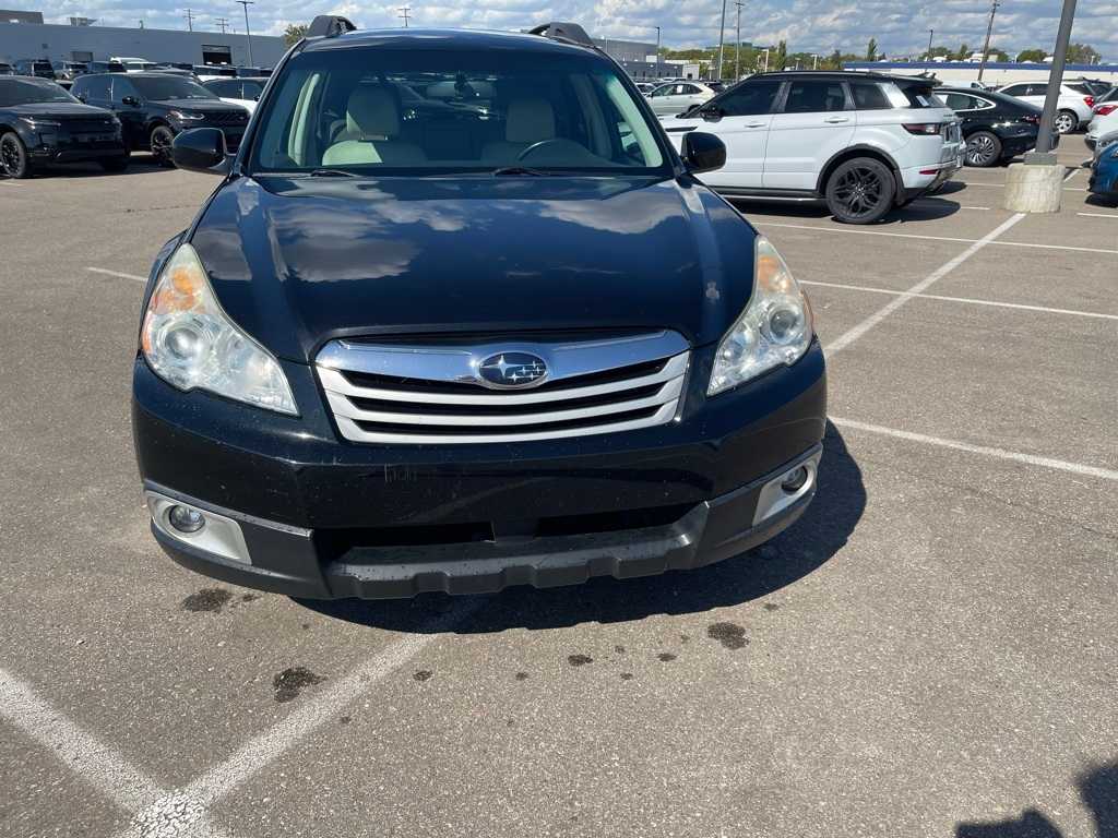 Thumbnail: 2010 Subaru Outback - 9