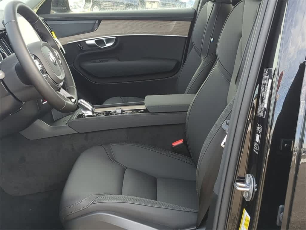 Thumbnail: 2026 Volvo XC90 - 15