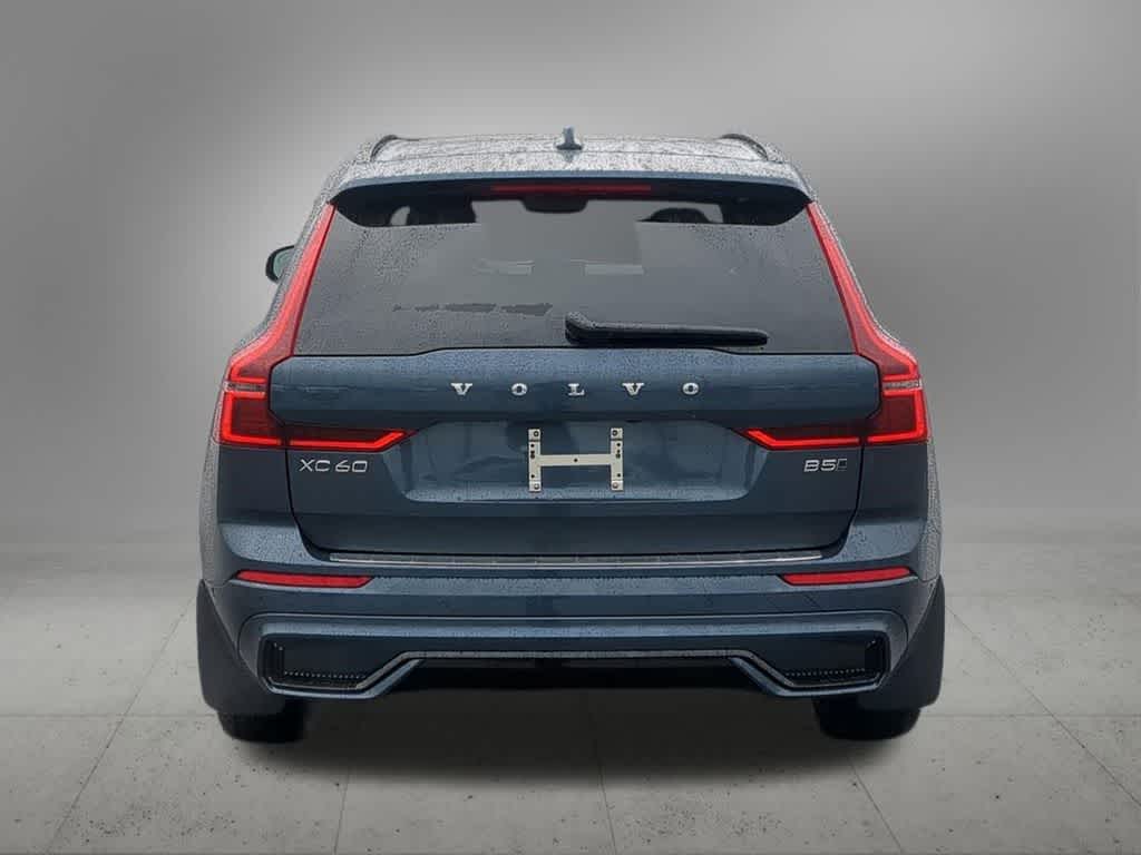 Thumbnail: 2026 Volvo XC60 - 5