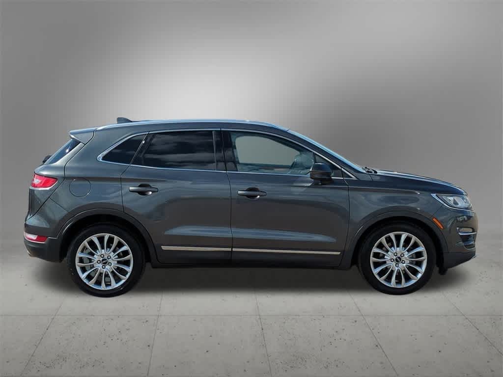 Thumbnail: 2017 Lincoln MKC - 7