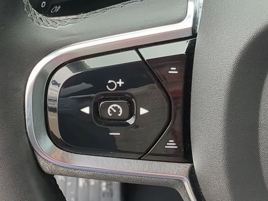 Thumbnail: 2024 Volvo XC90 - 21
