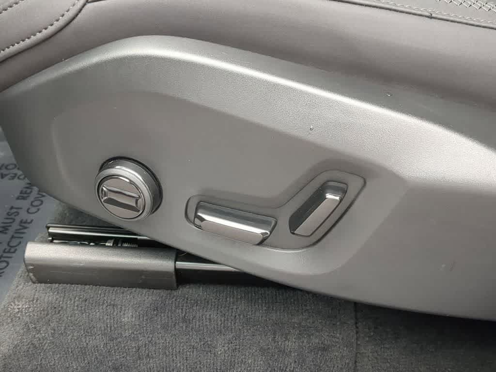 Thumbnail: 2026 Volvo XC90 - 16