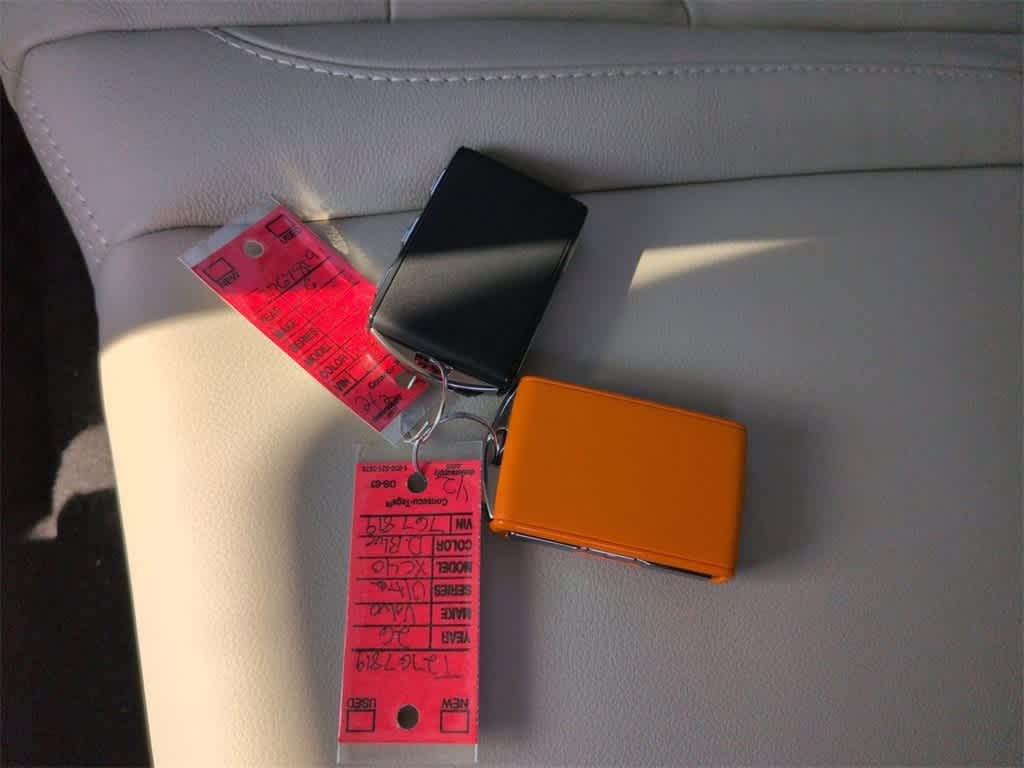 Thumbnail: 2026 Volvo XC40 - 34