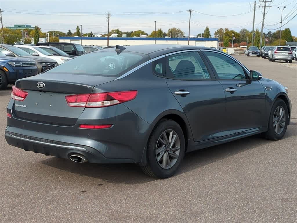 Thumbnail: 2020 Kia Optima - 6