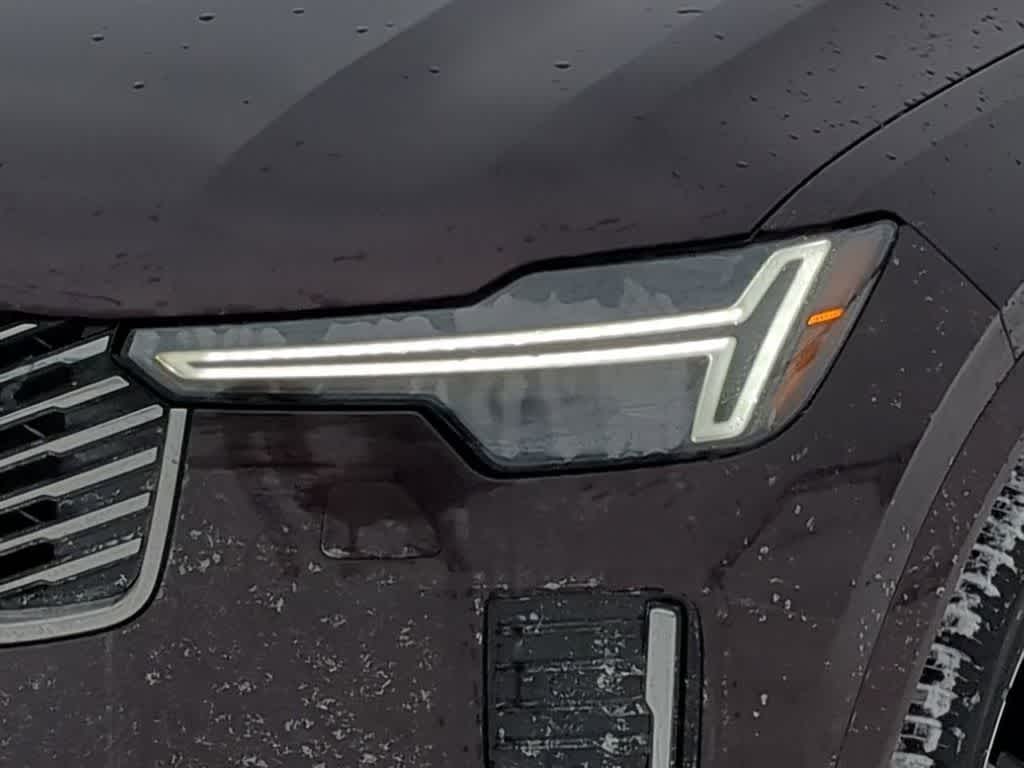 Thumbnail: 2026 Volvo XC90 - 10