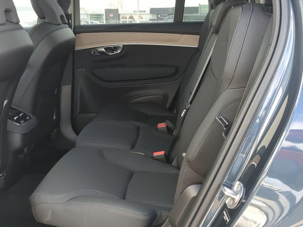 Thumbnail: 2026 Volvo XC90 - 18