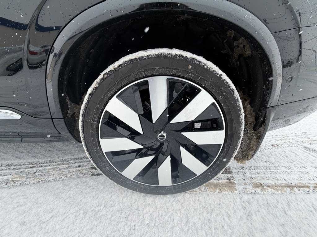 Thumbnail: 2025 Volvo XC90 - 10