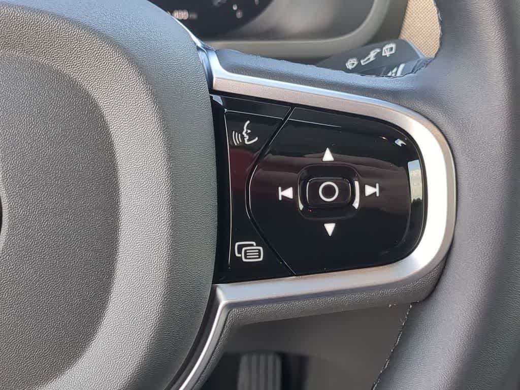 Thumbnail: 2026 Volvo XC90 - 23