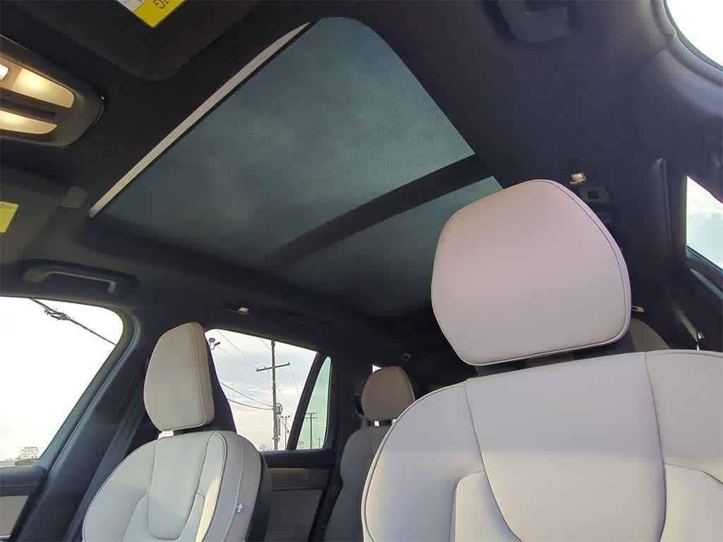 Thumbnail: 2026 Volvo XC90 - 11