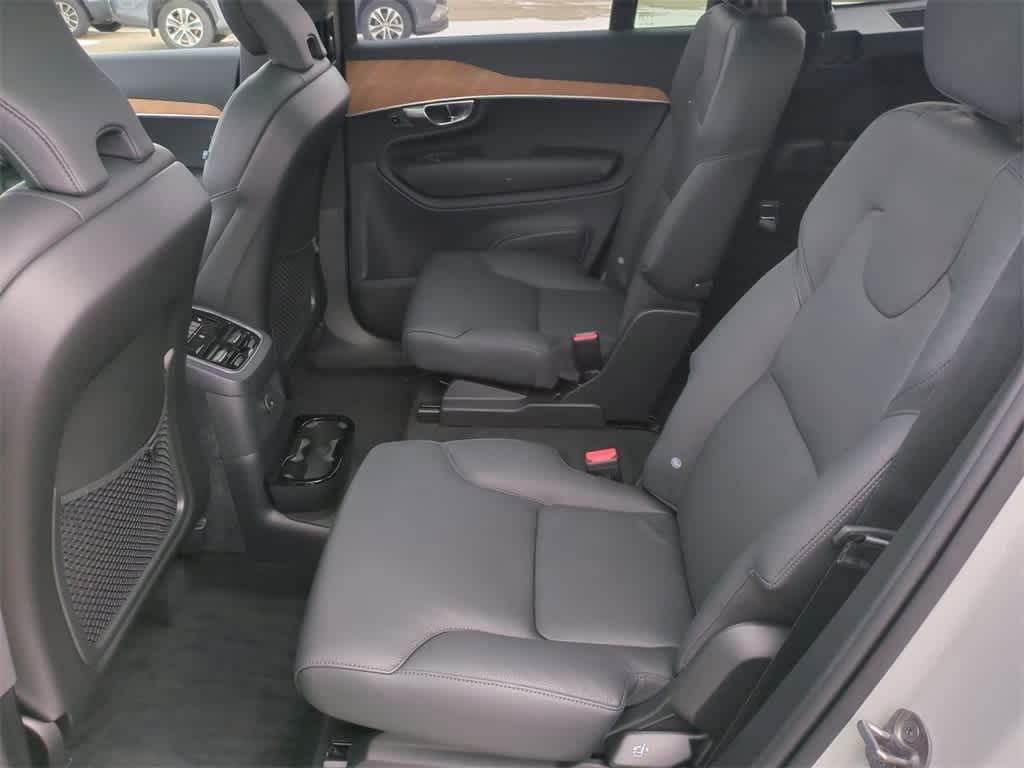 Thumbnail: 2025 Volvo XC90 - 12