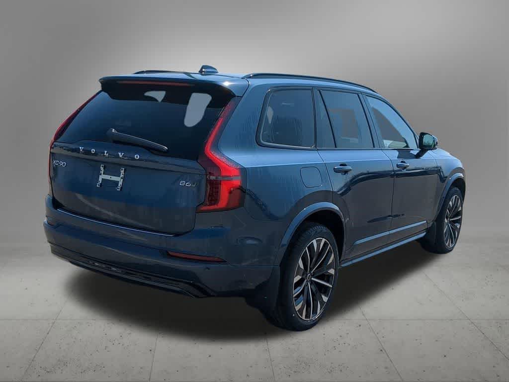Thumbnail: 2026 Volvo XC90 - 6
