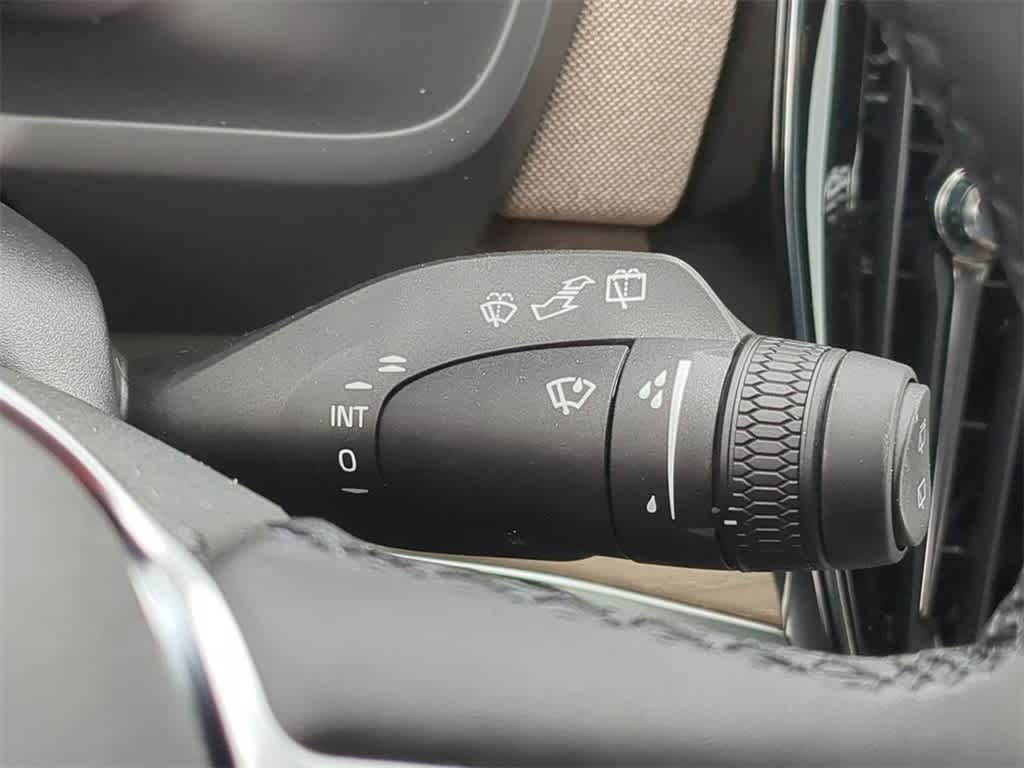 Thumbnail: 2026 Volvo XC90 - 24