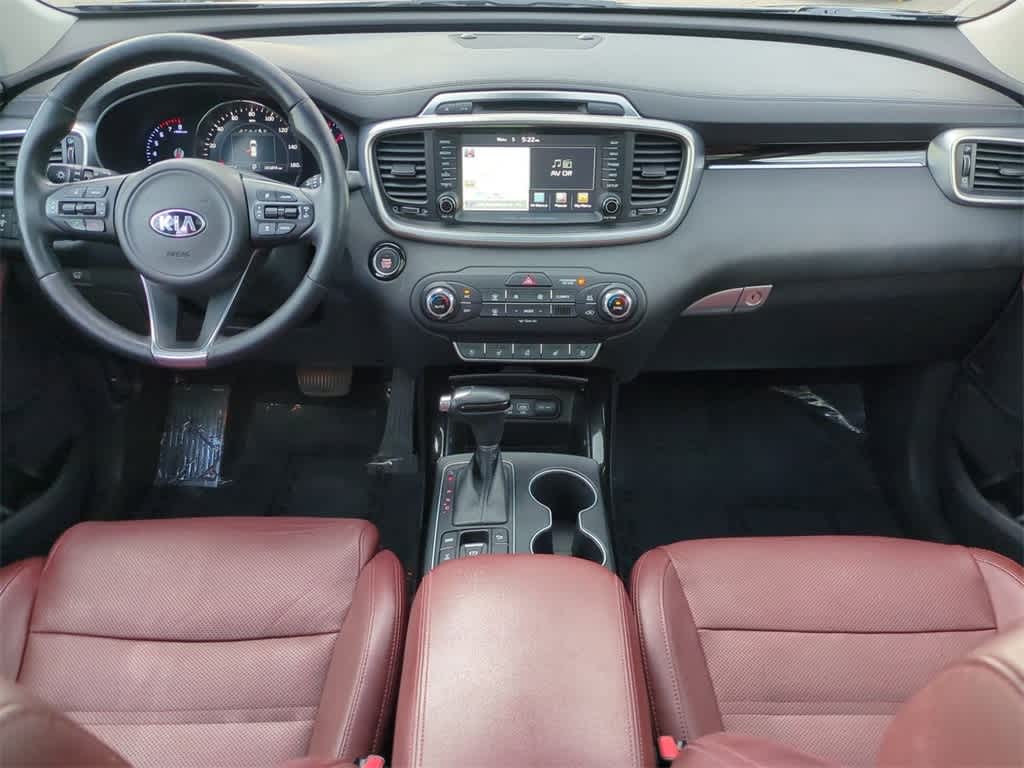 Thumbnail: 2017 Kia Sorento - 7