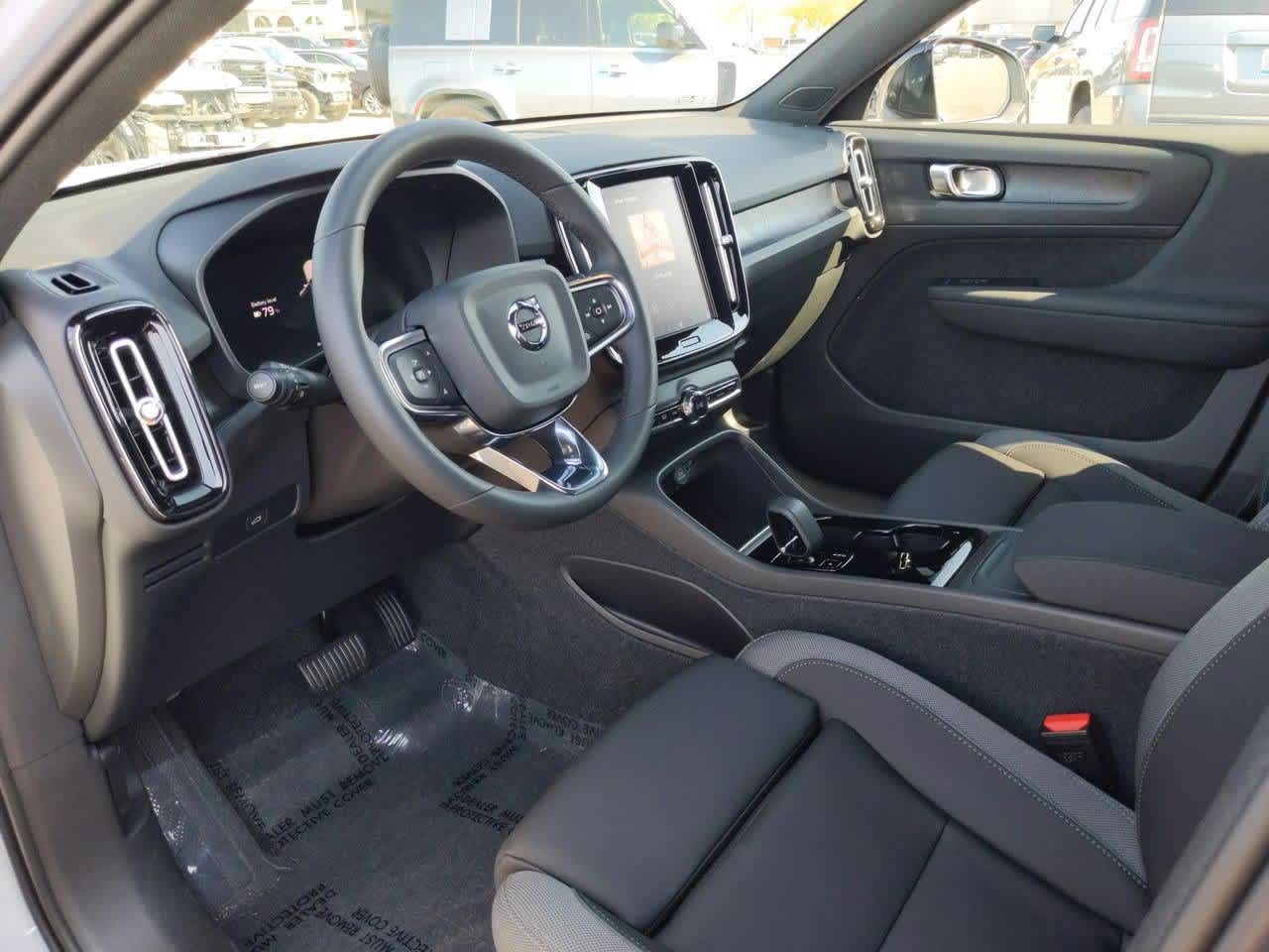 Used 2024 Volvo XC40 Core with VIN YV4ER3XK5R2232189 for sale in Medford, OR