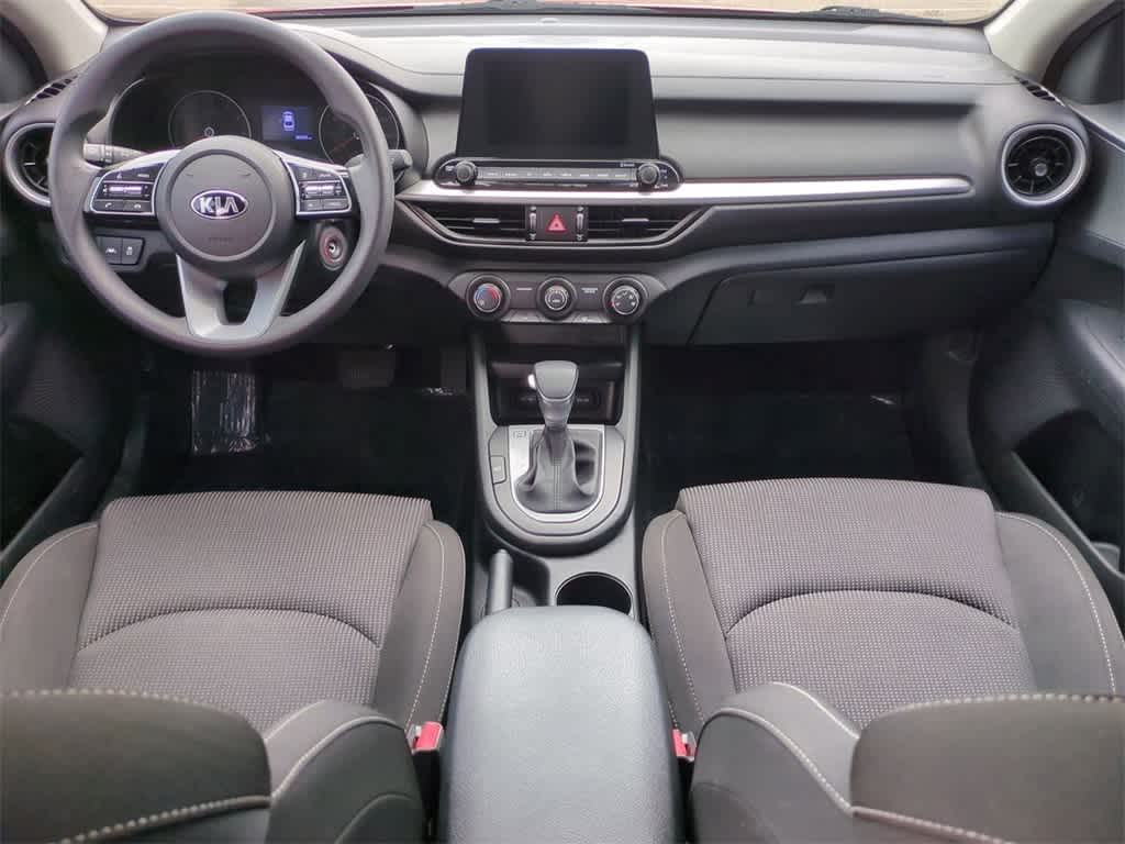 Thumbnail: 2020 Kia Forte - 14