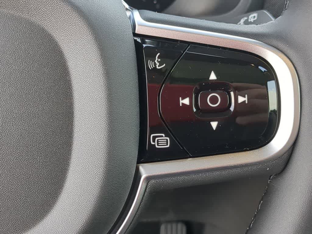 Thumbnail: 2026 Volvo XC90 - 23