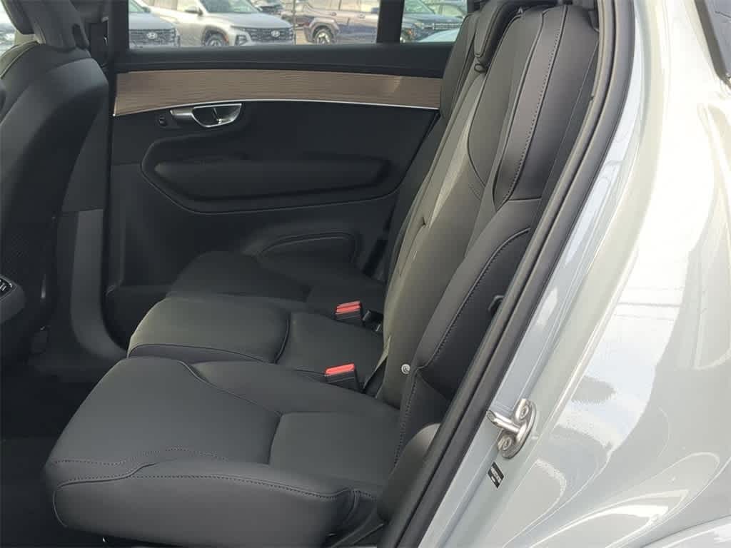 Thumbnail: 2026 Volvo XC90 - 18