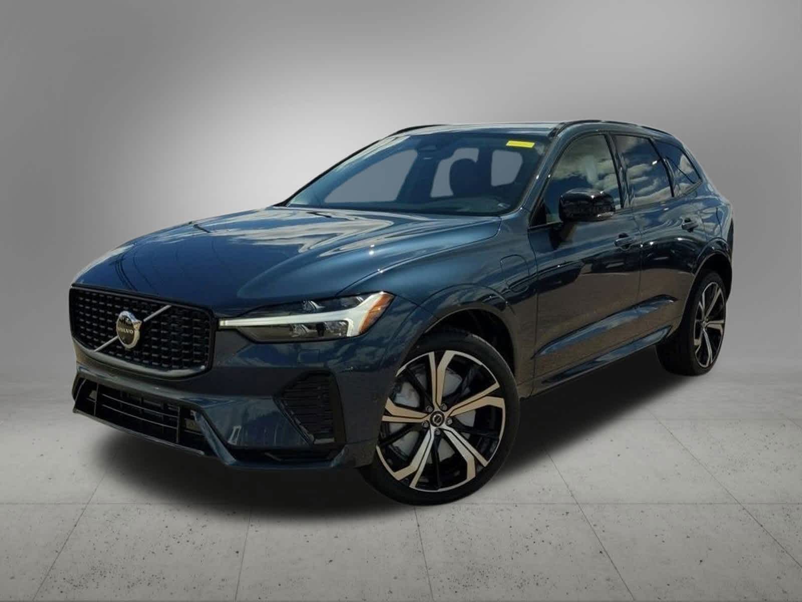 2024 Volvo XC60 Recharge Core -
                Troy, MI