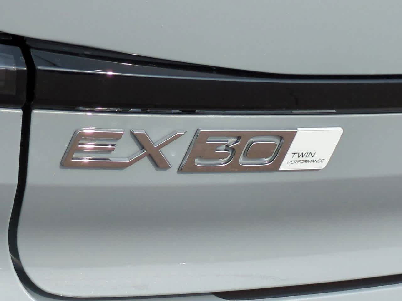 Thumbnail: 2025 Volvo EX30 - 11