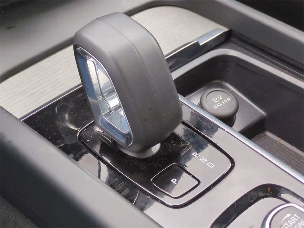 Thumbnail: 2025 Volvo XC60 - 33