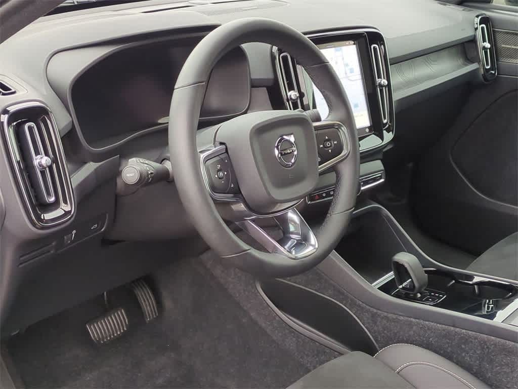 Used 2022 Volvo C40 Recharge Pure Electric Ultimate SUV