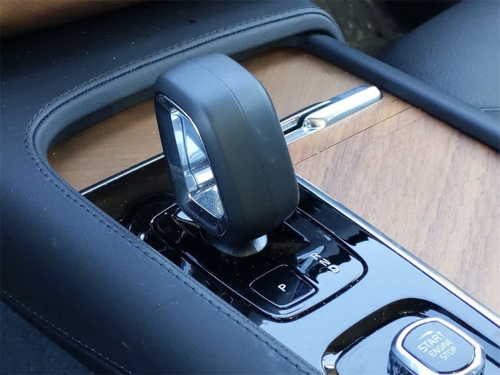 Thumbnail: 2025 Volvo XC90 - 29