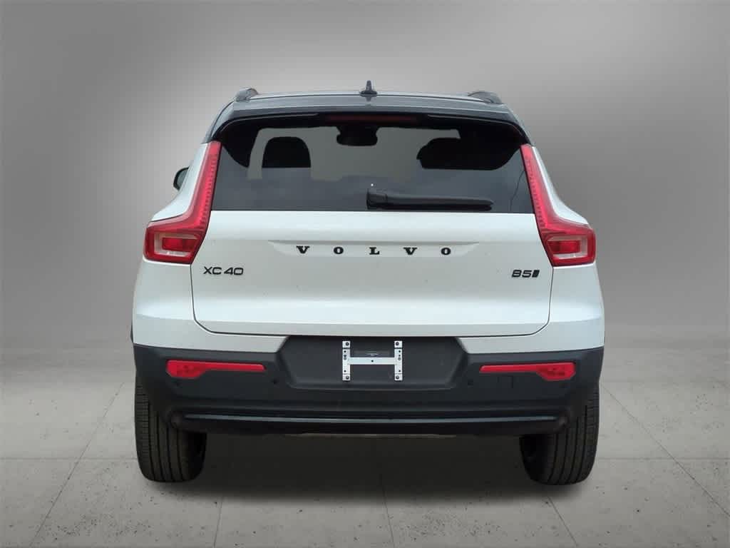 Thumbnail: 2026 Volvo XC40 - 5