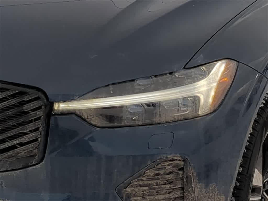 Thumbnail: 2026 Volvo XC60 - 10