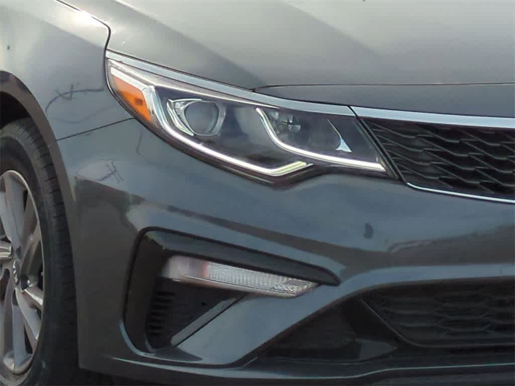 Thumbnail: 2020 Kia Optima - 10