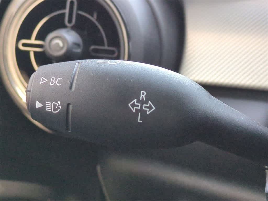 Thumbnail: 2022 MINI Cooper Hardtop - 26