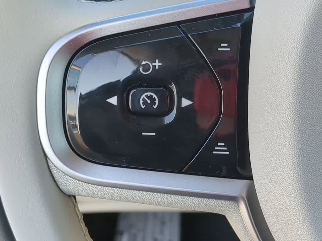 Thumbnail: 2026 Volvo XC90 - 22