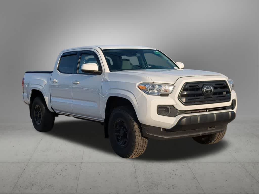 Thumbnail: 2019 Toyota Tacoma - 8