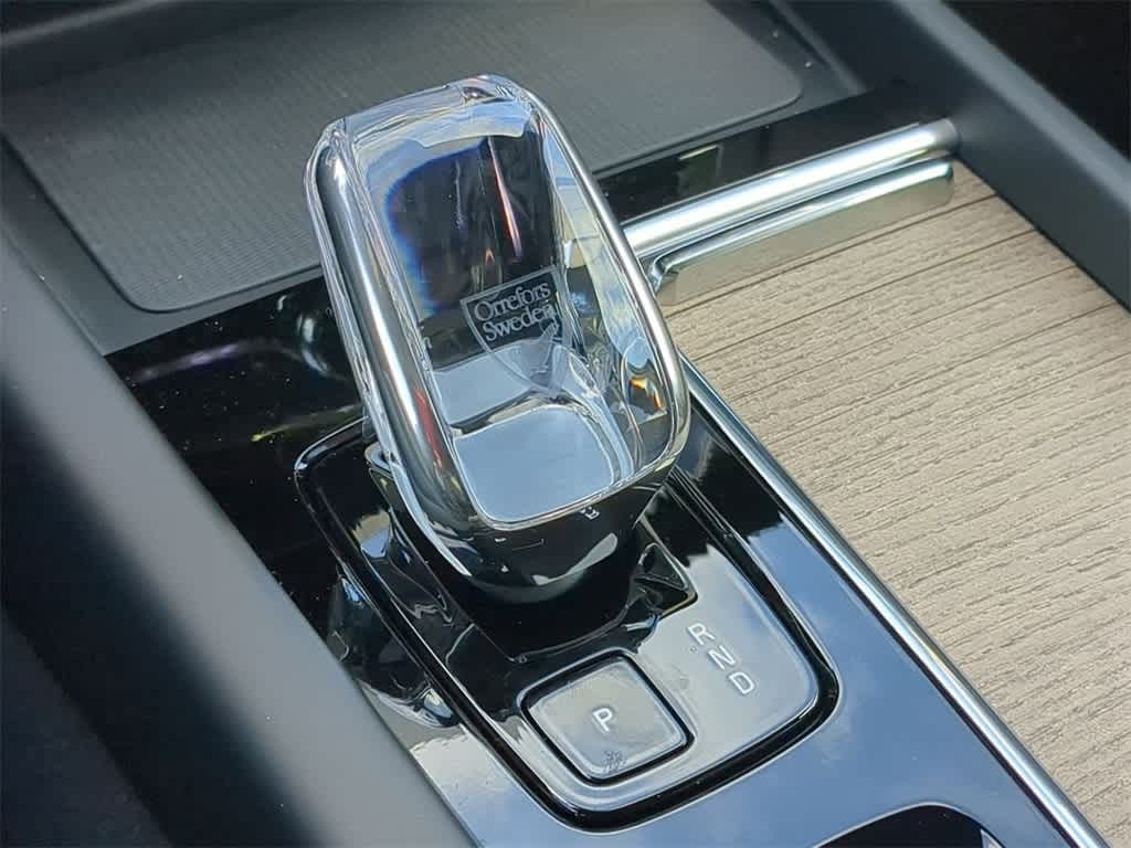 Thumbnail: 2026 Volvo XC60 - 30