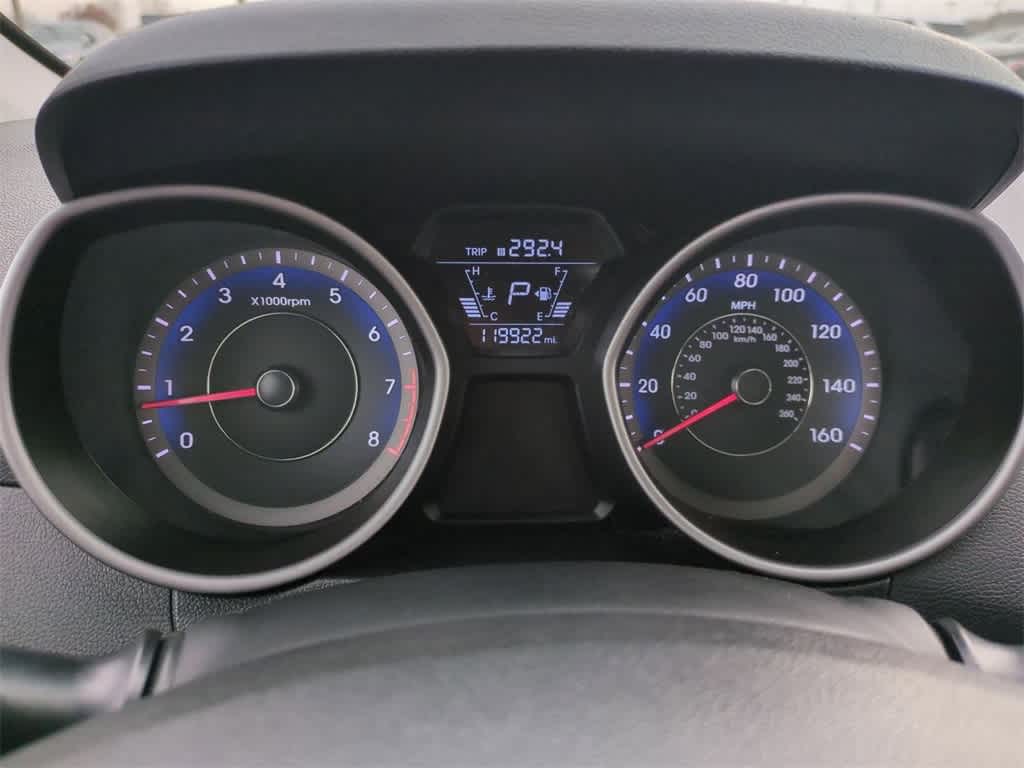 Thumbnail: 2015 Hyundai Elantra - 25