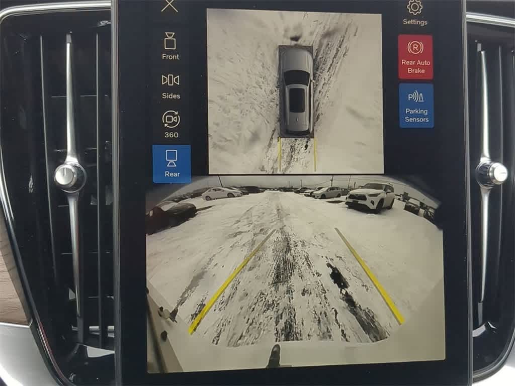 Thumbnail: 2026 Volvo XC90 - 28