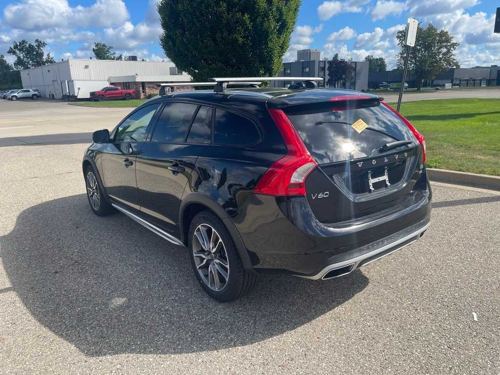 Thumbnail: 2018 Volvo S60 - 3