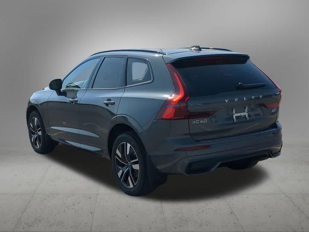 Thumbnail: 2026 Volvo XC60 - 4