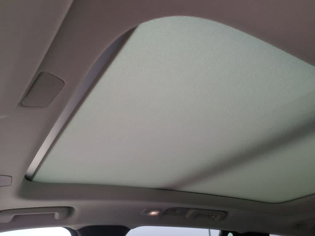 Thumbnail: 2026 Volvo XC90 - 17