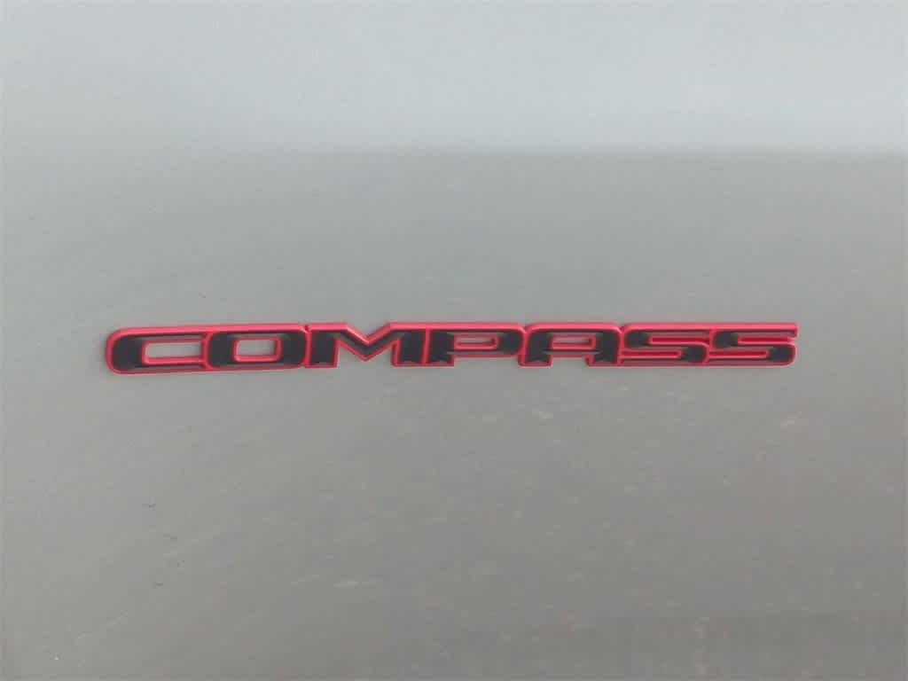 Thumbnail: 2023 Jeep Compass - 12