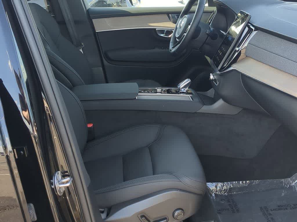 Thumbnail: 2026 Volvo XC90 - 20