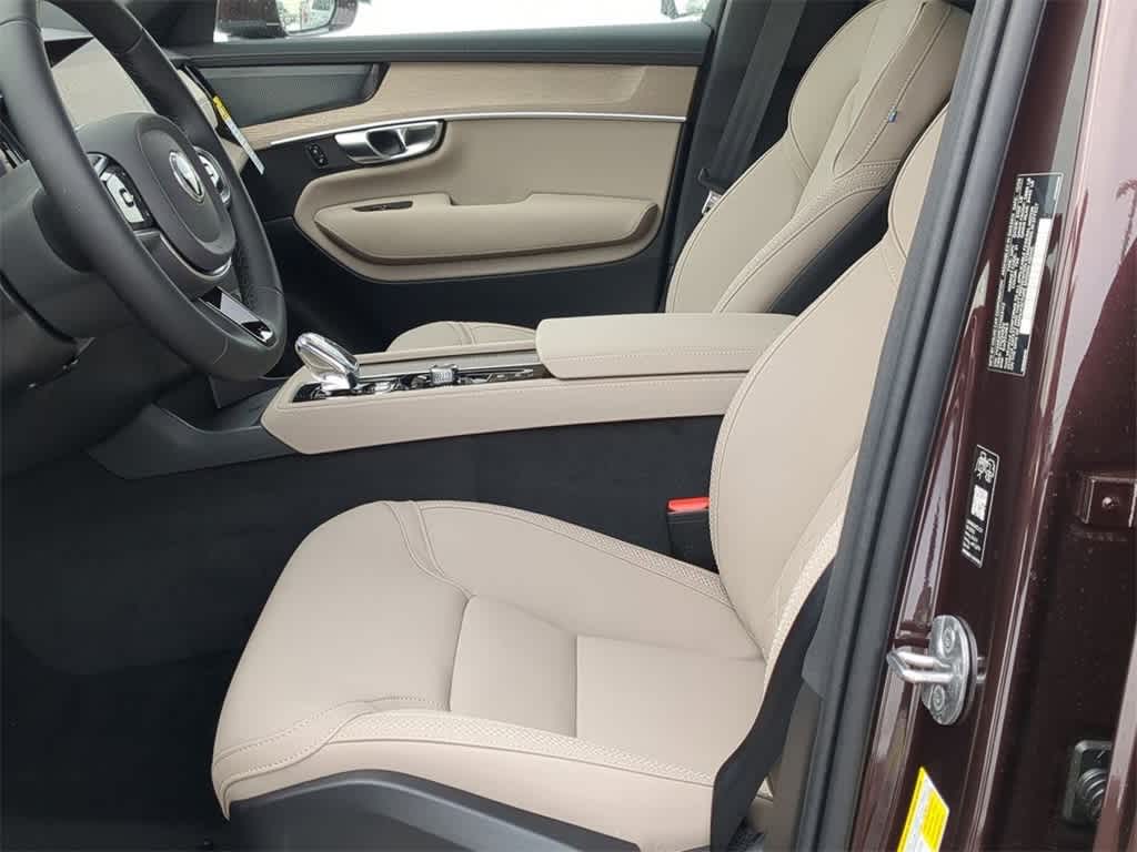 Thumbnail: 2026 Volvo XC90 - 15